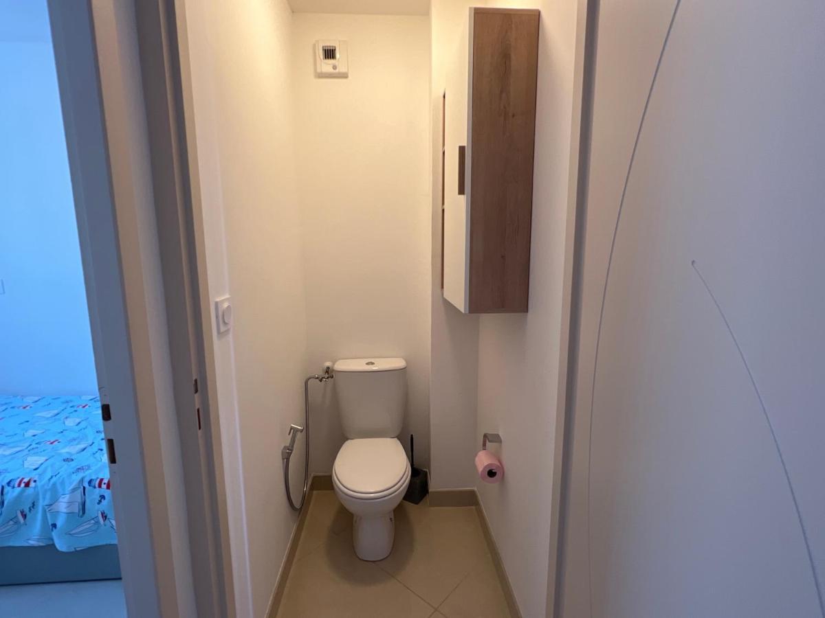 Superbe Appartement A Saint Pierre La Mer Luaran gambar